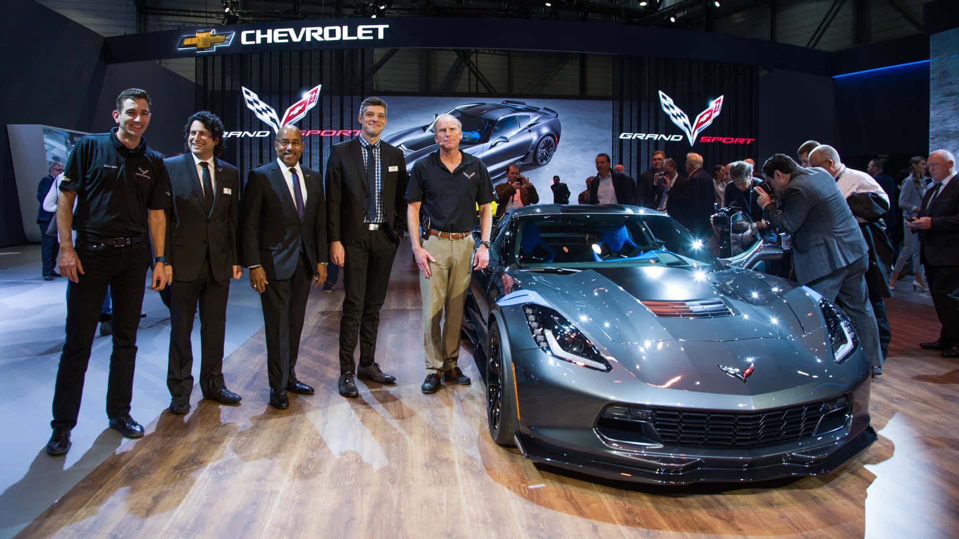 Шевроле расстается с менеджером по продуктам Corvette.