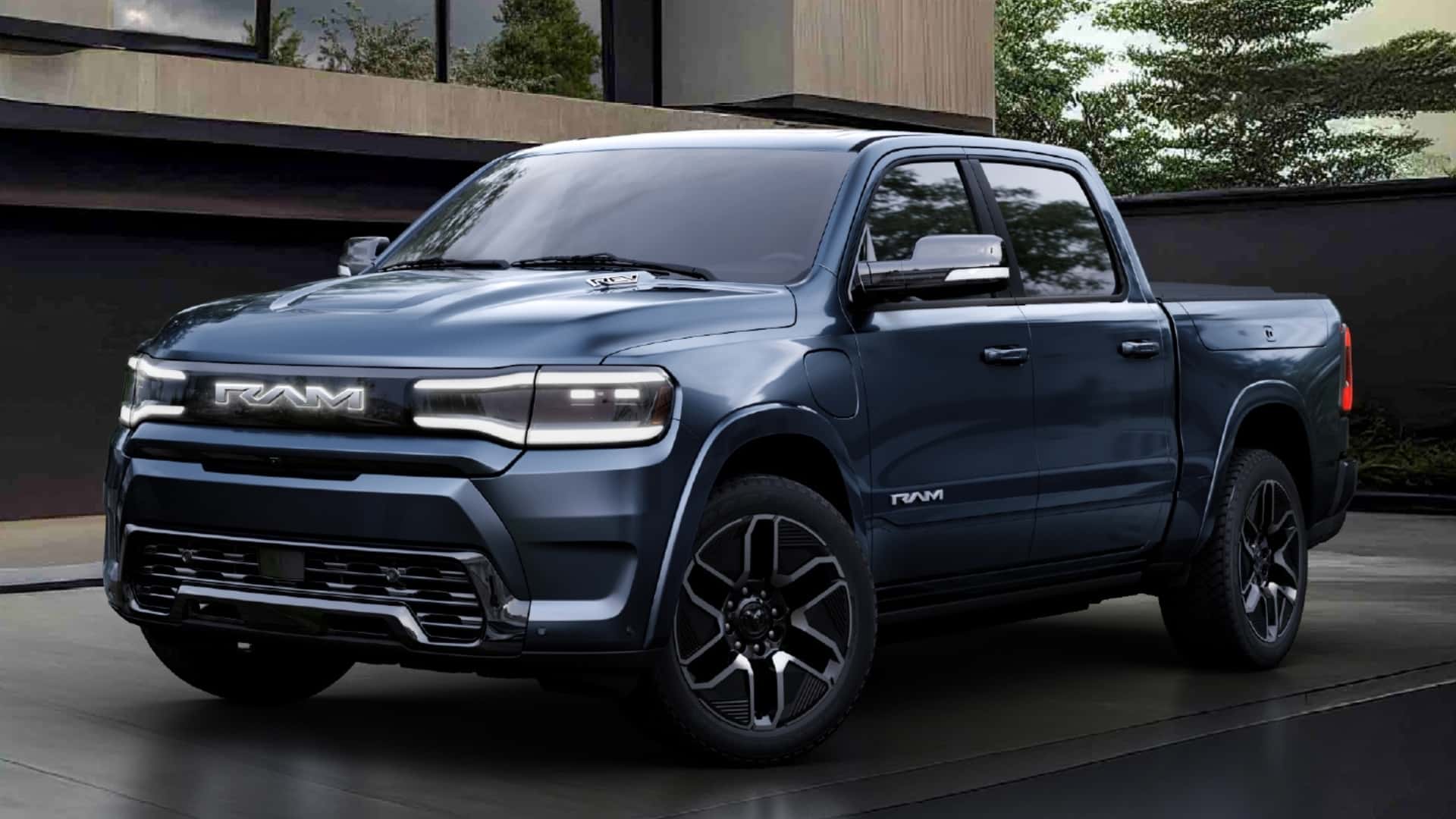 Ram 1500 REV и Ramcharger отложены до 2025 года