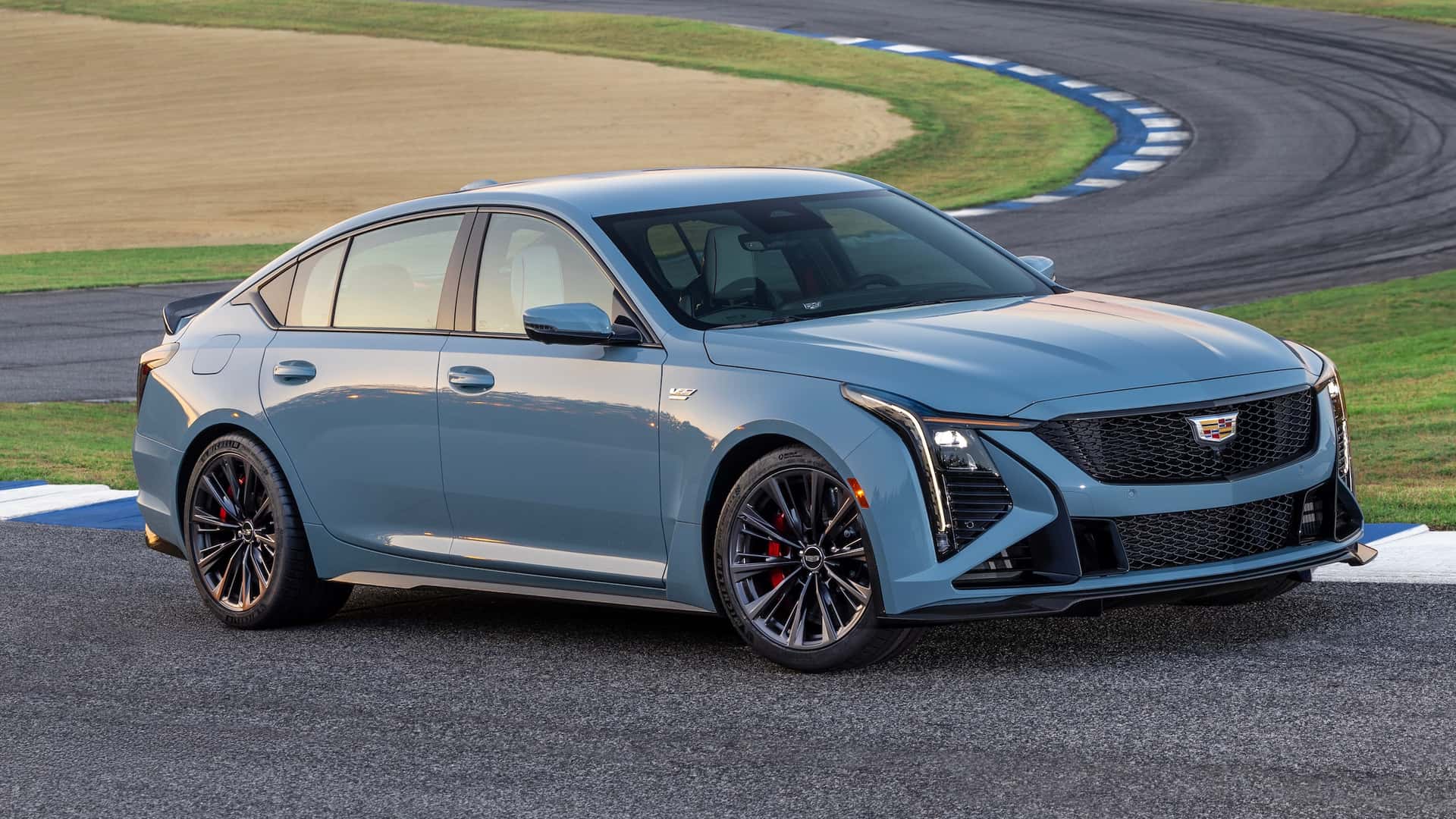 Обзор пакета Precision для Cadillac CT5-V Blackwing для истинных поклонников