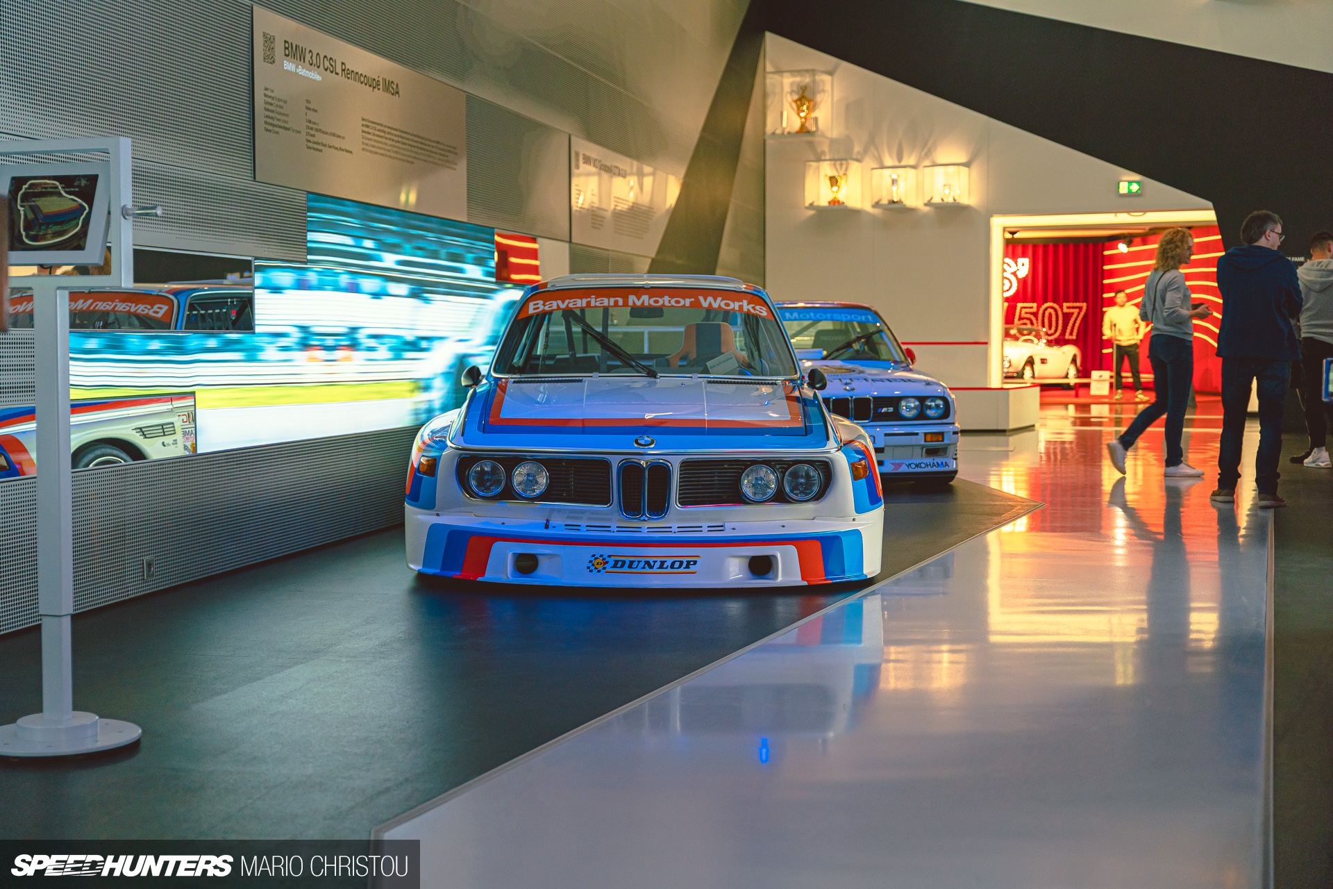 Потерянный среди звезд в BMW Welt - Speedhunters